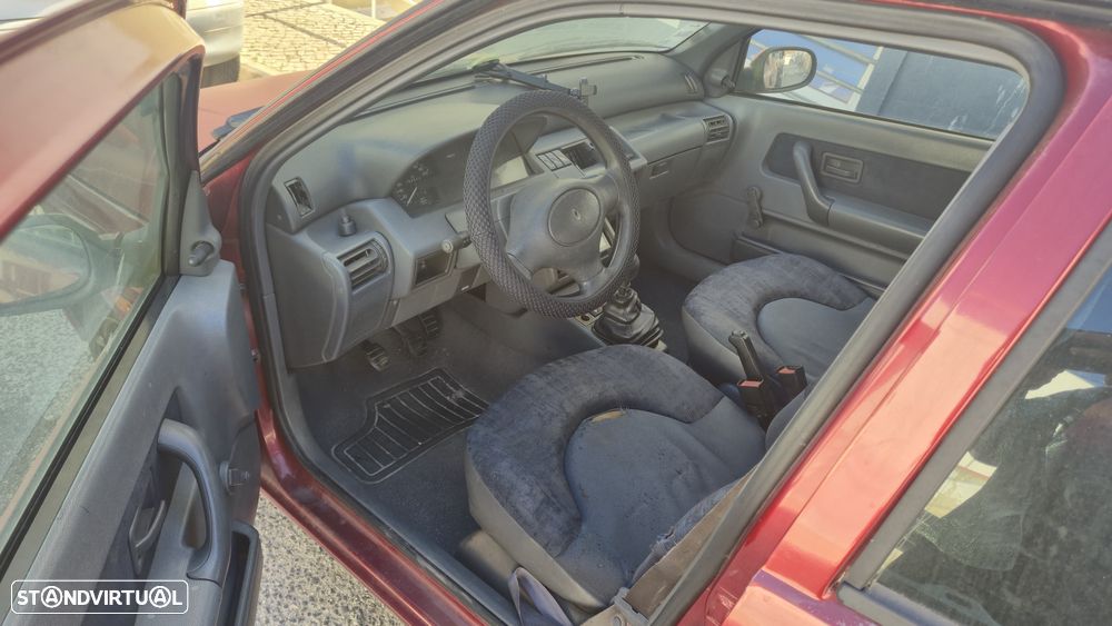 Renault Clio 1.2 - 6