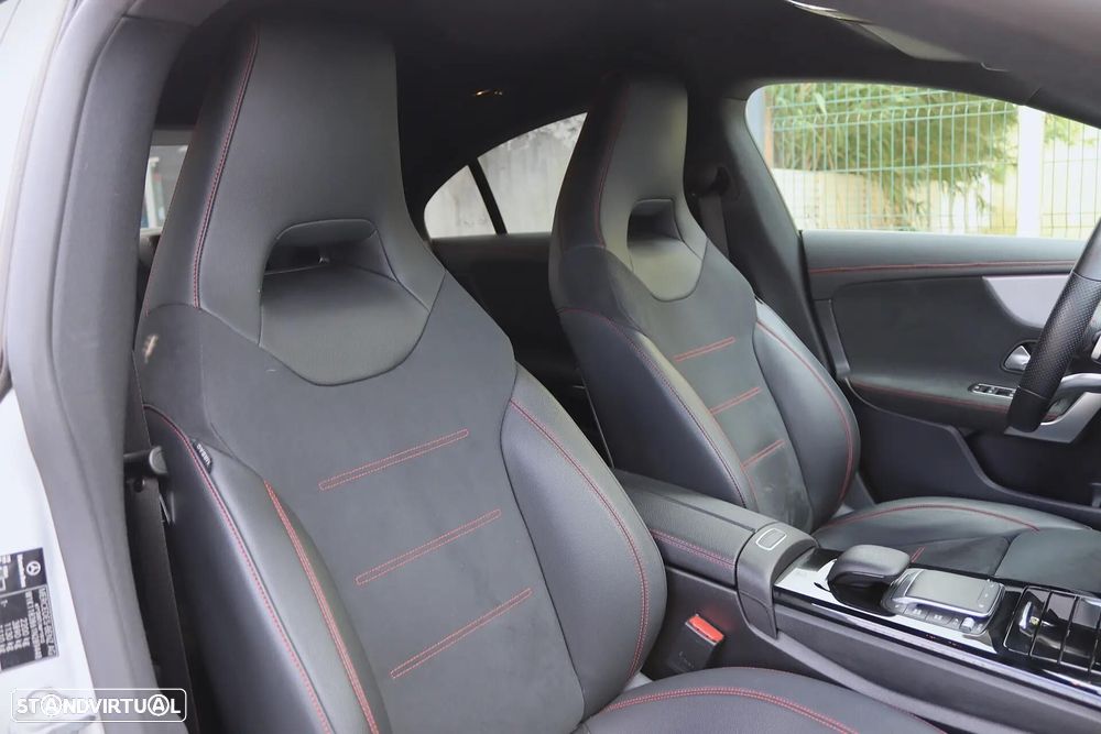 Mercedes-Benz CLA 250 e 8G-DCT AMG Line - 29