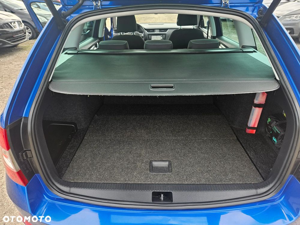 Skoda Octavia 2.0 TDI DSG Sport Edition - 27