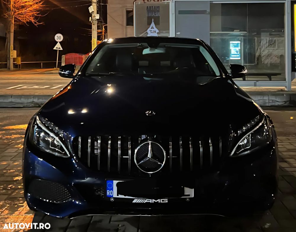 Mercedes-Benz C - 27