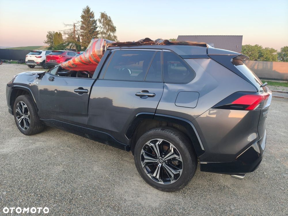 Toyota RAV4 - 4