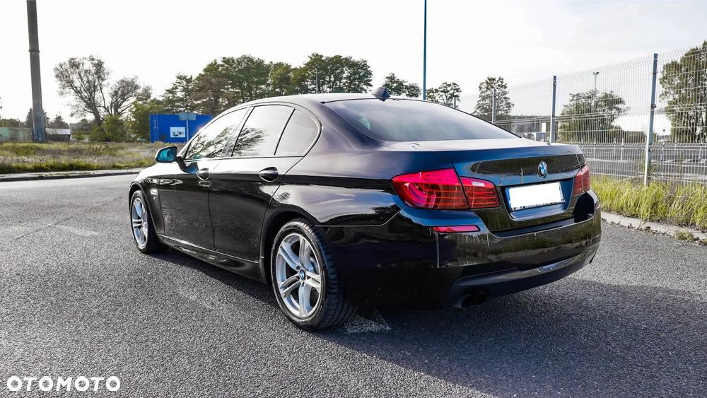 BMW Seria 5 520d xDrive - 7