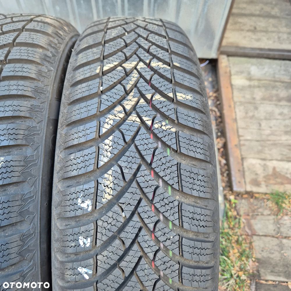 4szt OPONY ZIMOWE 175/65 R17 Semperit Speed-Grip 5 - 2022r - jak nowe 8mm - 2