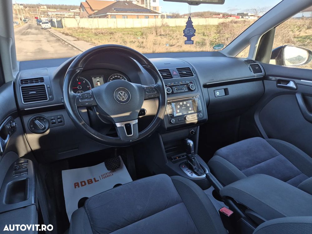 Volkswagen Touran 2.0 TDI DPF BlueMotion Technology DSG MATCH - 5