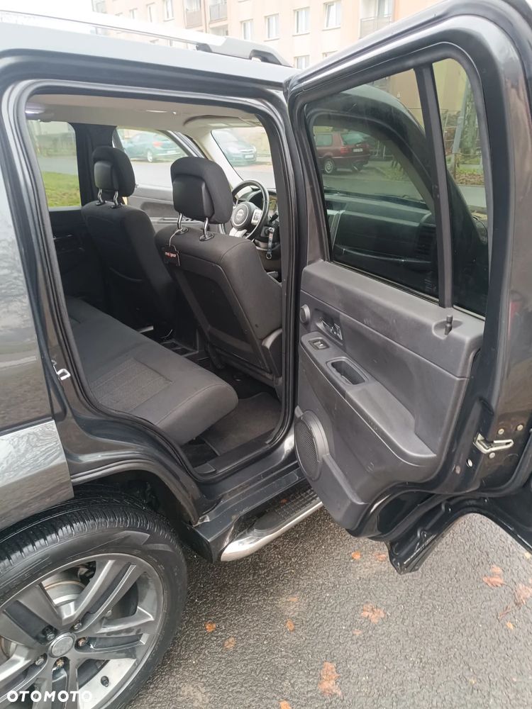 Jeep Liberty ver-3-7-4x4 - 21