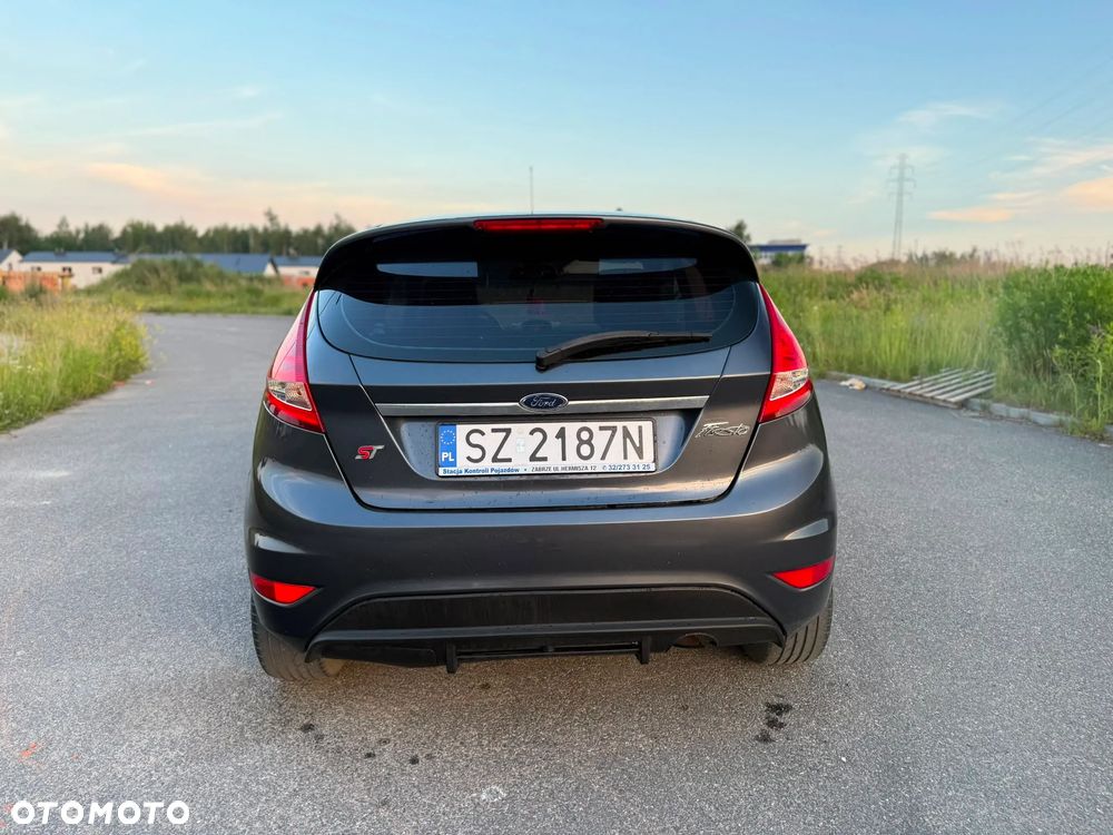 Ford Fiesta 1.6 TDCi Titanium - 5