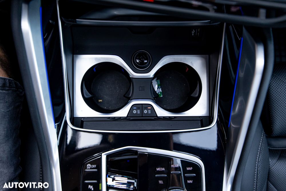 BMW X6 xDrive30d AT MHEV - 31