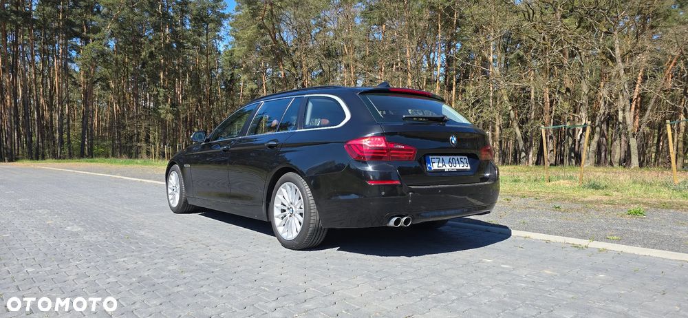 BMW Seria 5 520d xDrive - 4