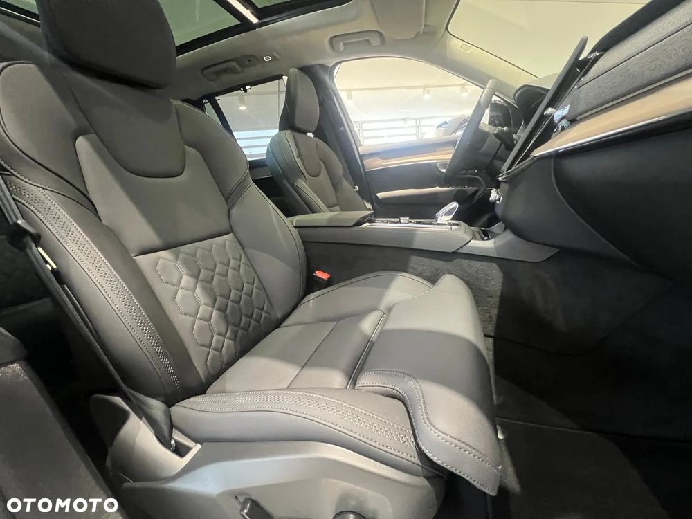 Volvo XC 90 T8 AWD Ultra Dark - 20