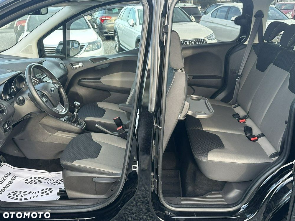 Ford Tourneo Courier - 13