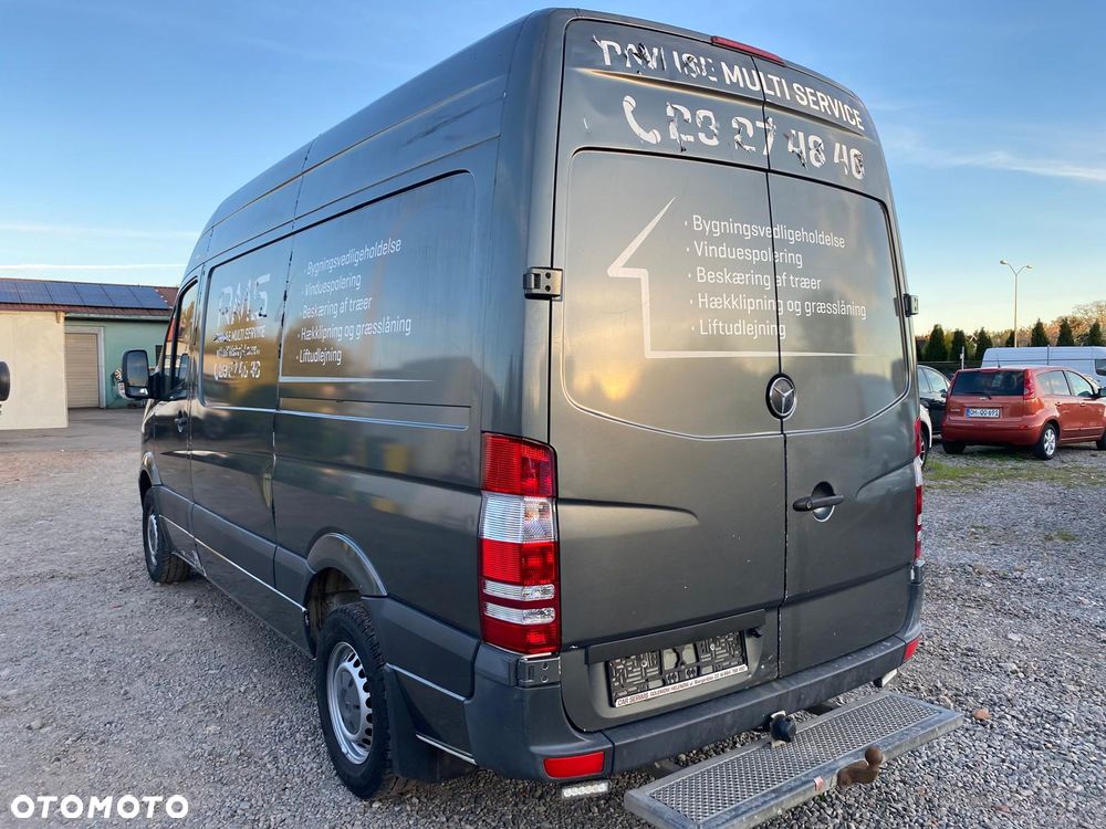 Mercedes-Benz Sprinter - 4
