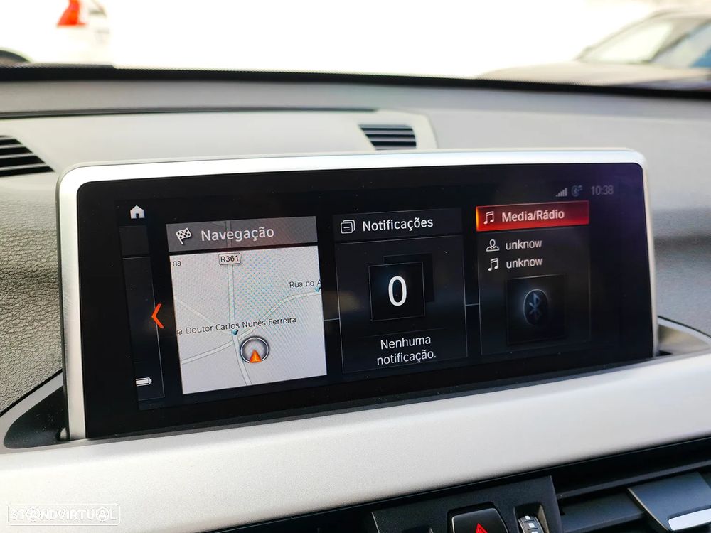 BMW X1 sDrive18i Advantage - 18