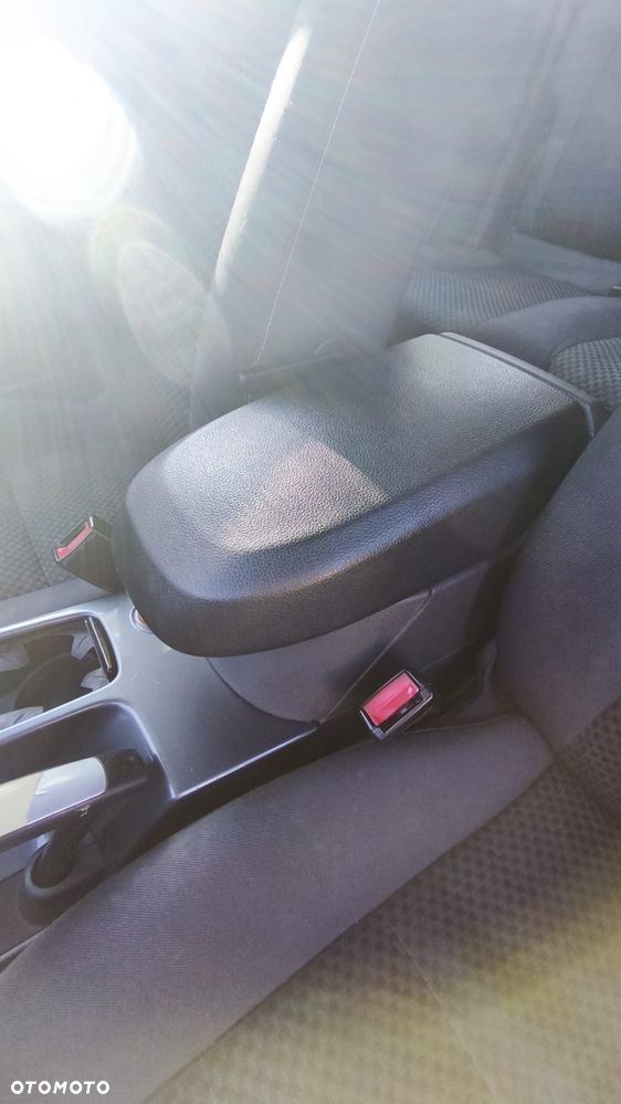Ford C-MAX 2.0 TDCi DPF Titanium - 24