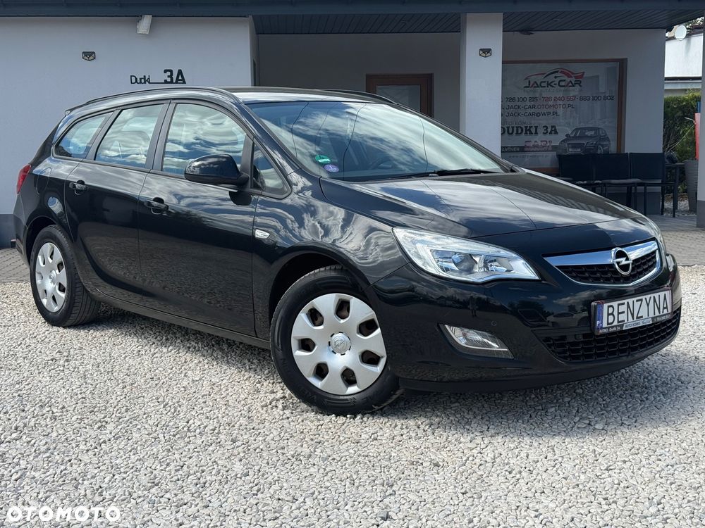 Opel Astra 1.4 T Cosmo - 4