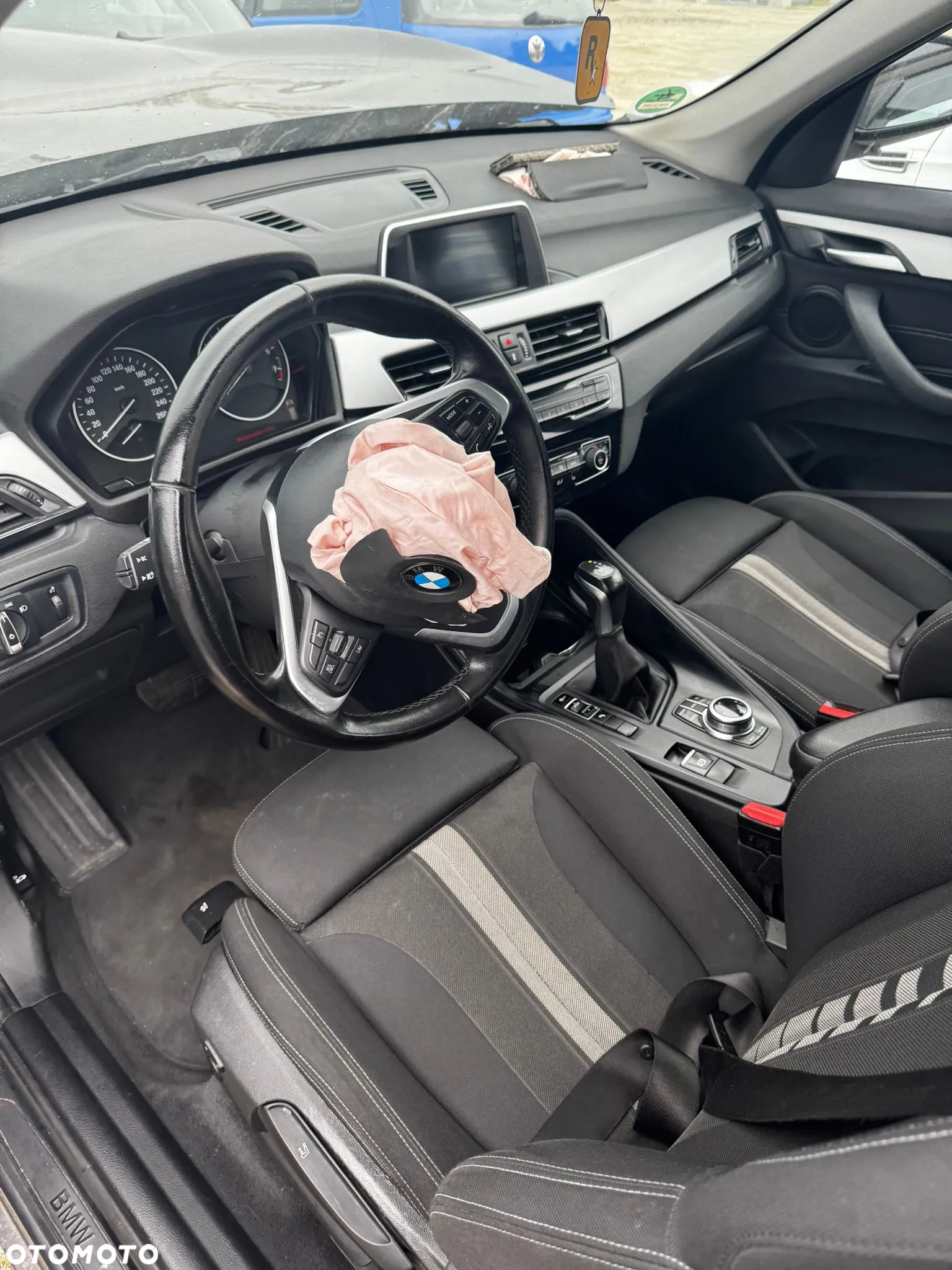 BMW X1 sDrive18i Advantage - 9