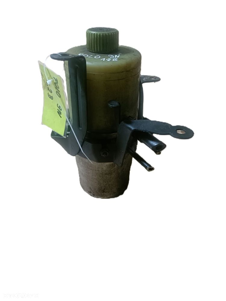 VOLKSWAGEN POLO IV 9N 01-09 1,2 B pompa wspomagania TRW 6Q0423156S * - 2