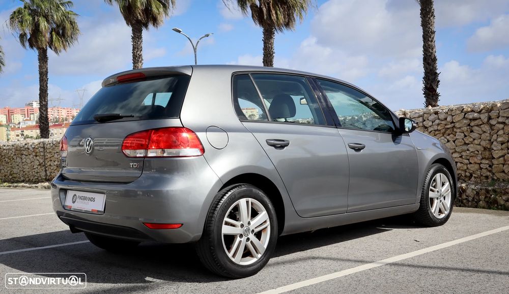 VW Golf 1.6 TDi DPF BlueMotion MATCH - 3