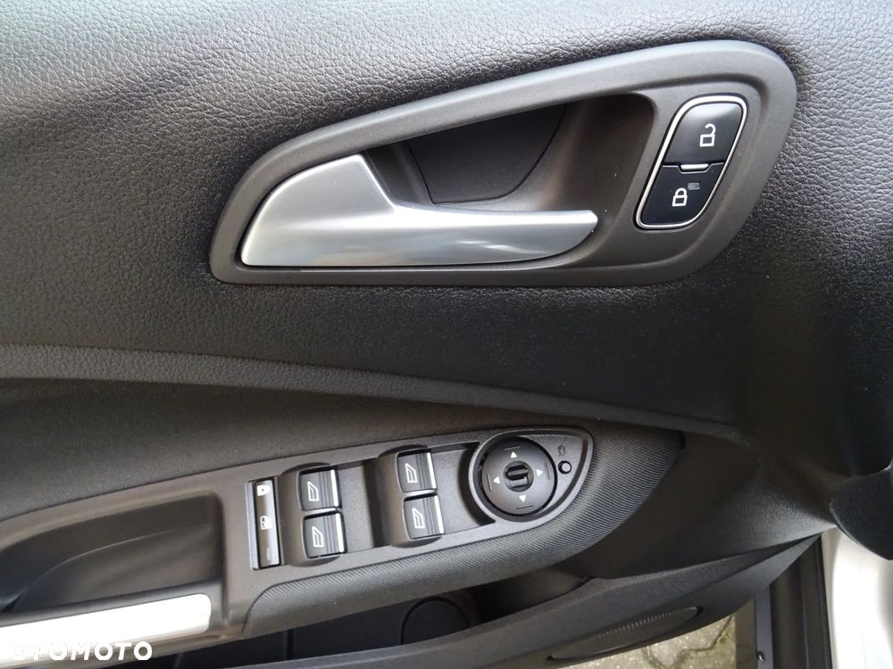 Ford C-MAX 1.5 TDCi Edition - 16