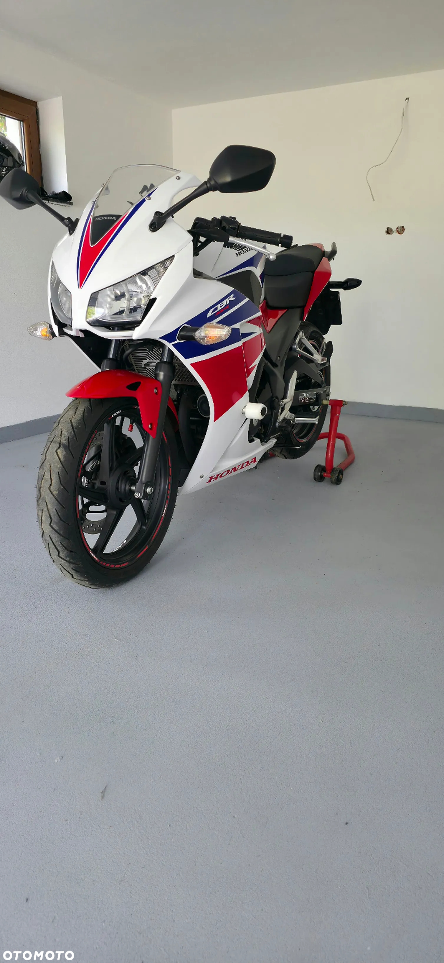 Honda CBR - 6