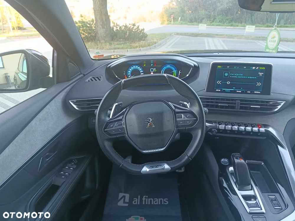 Peugeot 3008 - 18