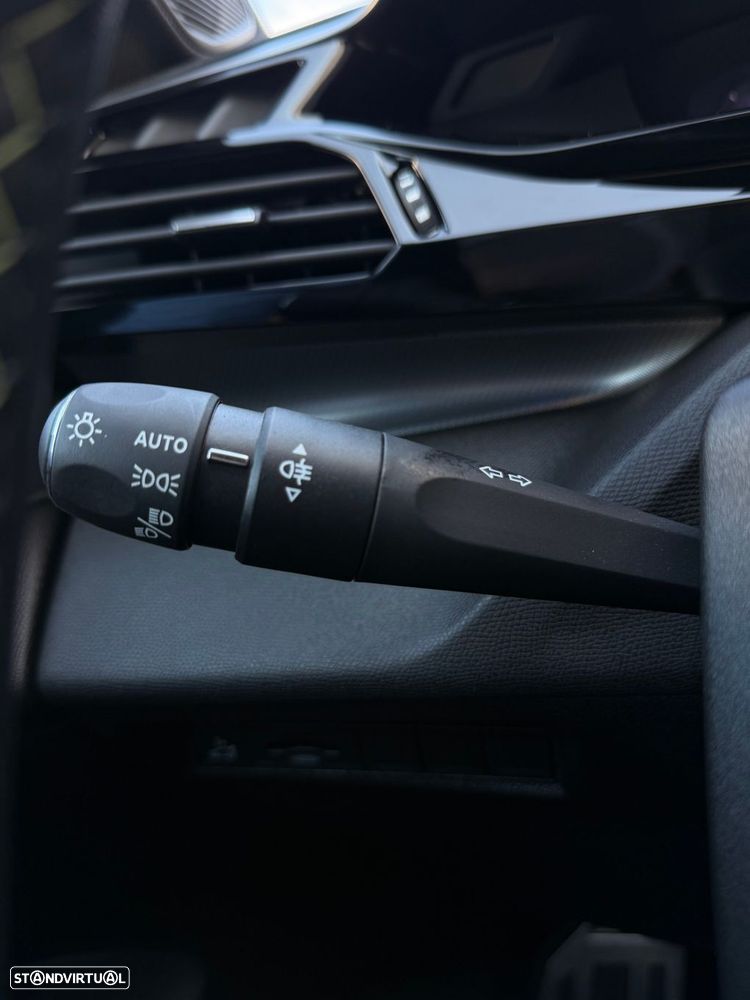 Peugeot 408 1.6 Hybrid GT e-DCS7 - 13