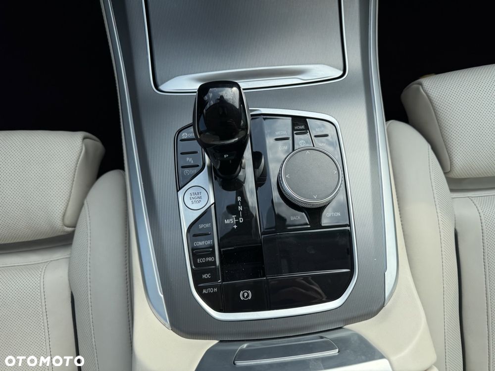 BMW X5 xDrive25d - 29