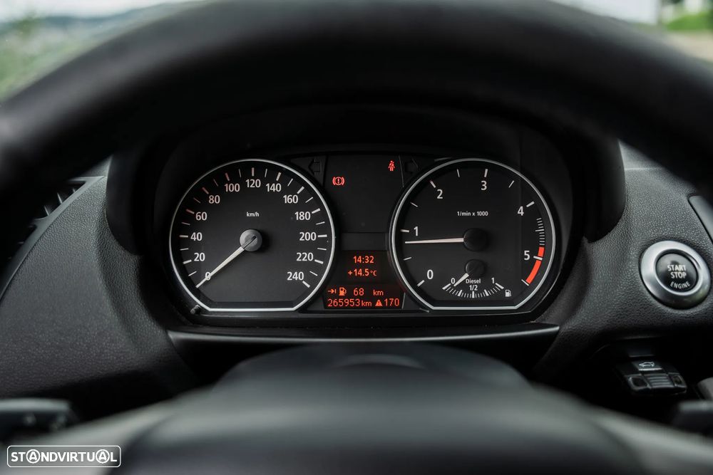 BMW 118 d - 30
