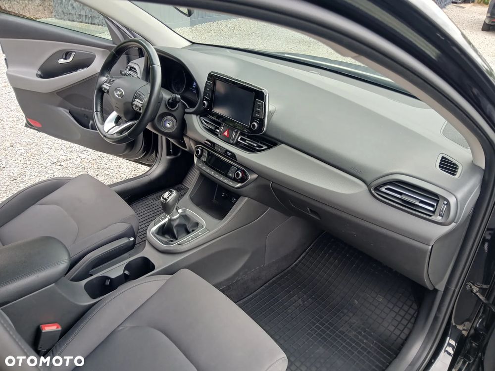 Hyundai i30 1.0 T-GDI Classic + - 20