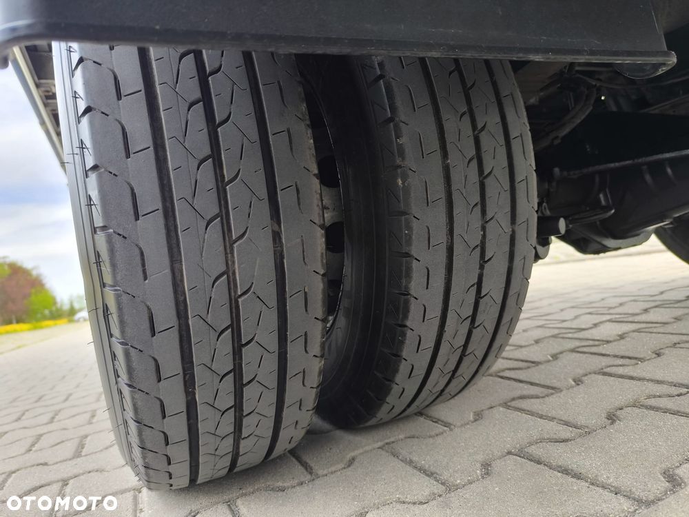 Iveco Daily 70C18 Sypialnia 2 Łóżka, WINDA!, 15 Palet, 2x Firana + Zsuwany Dach! - 39
