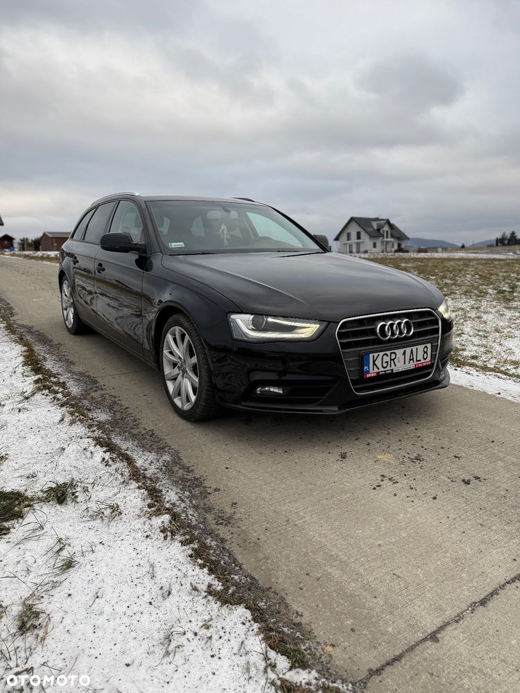 Audi A4 Avant 2.0 TDI Limited Edition - 1