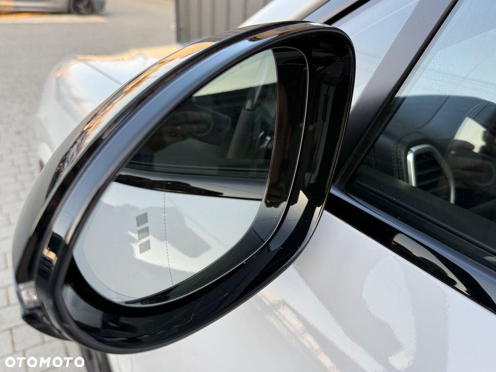 Porsche Cayenne - 19