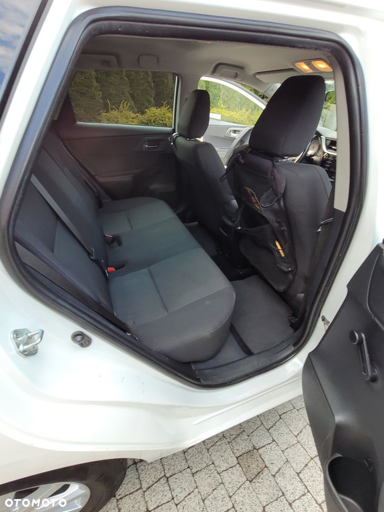 Toyota Auris 1.4 D-4D Active - 9