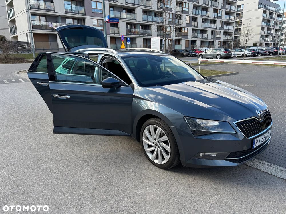 Skoda Superb 2.0 TDI DSG Style - 26