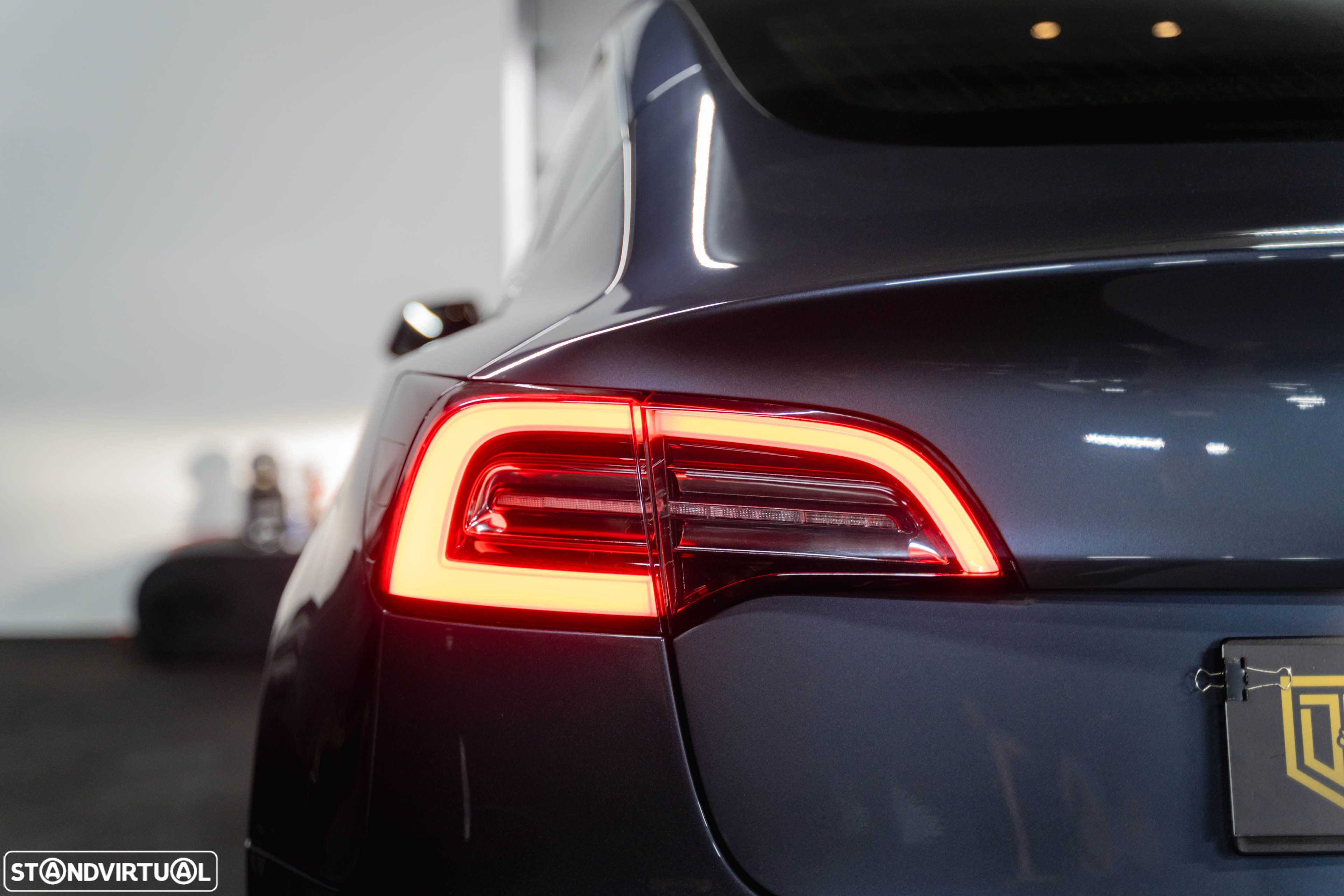 Tesla Model 3 Long-Range Dual Motor AWD - 21