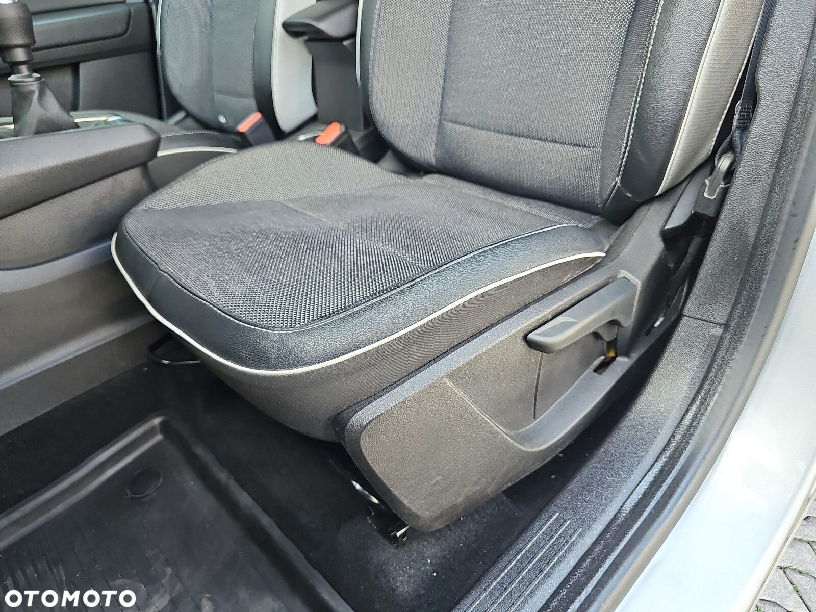 Renault Captur - 24