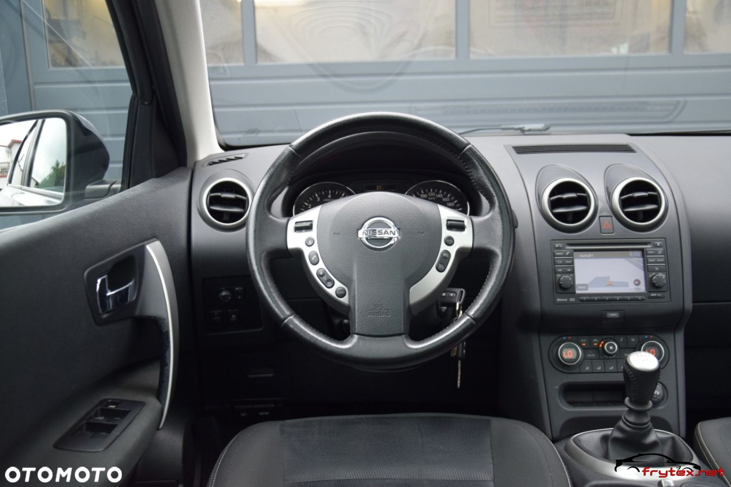 Nissan Qashqai - 32