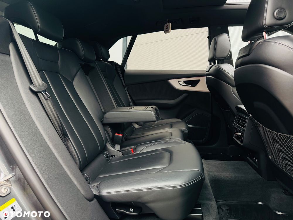 Audi Q8 SUV TDI quattro 210 kW tiptronic - 34