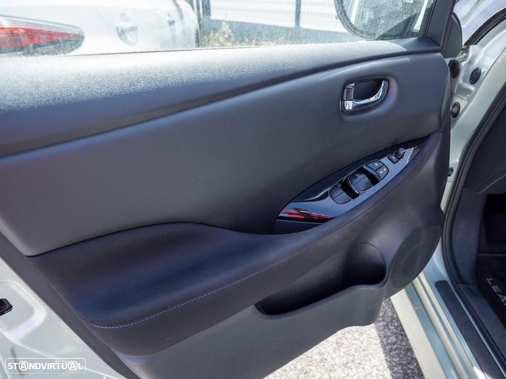Nissan Leaf 40 kWh N-Connecta - 21