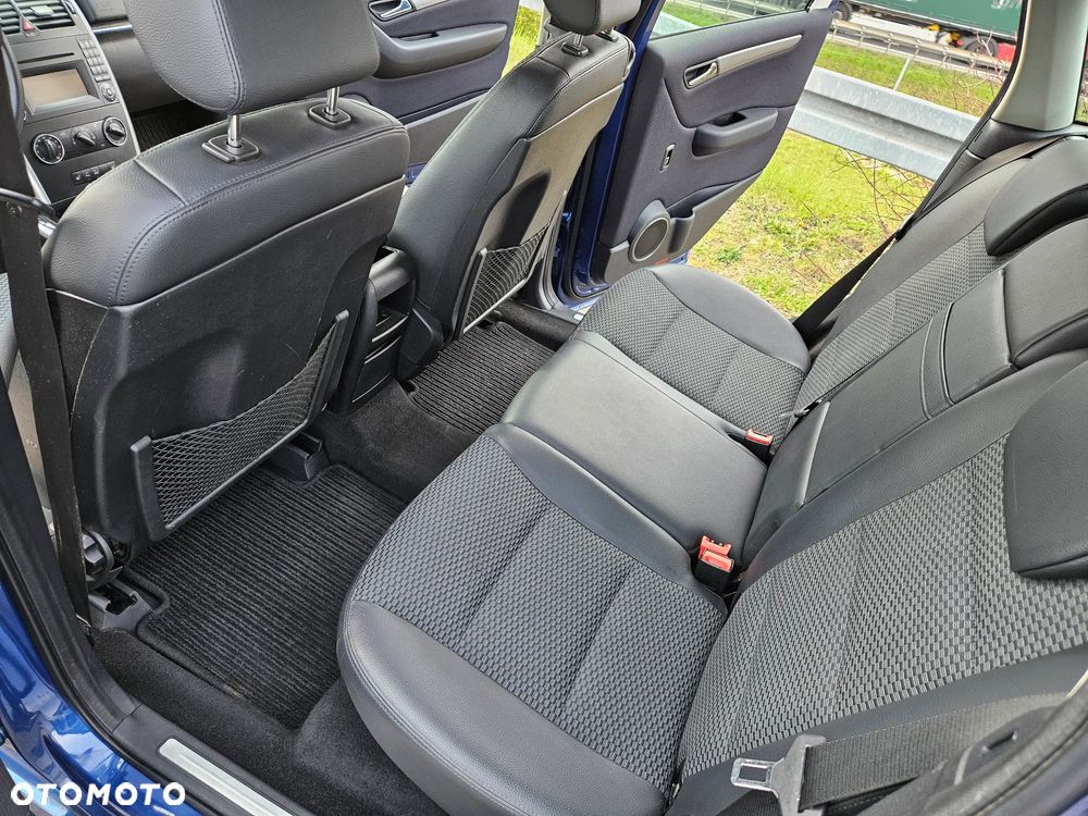 Mercedes-Benz Klasa B 180 CDI - 8