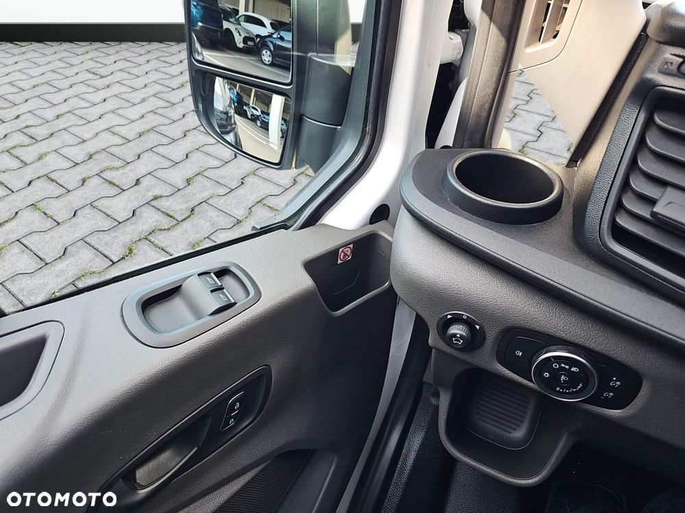 Ford transit - 13