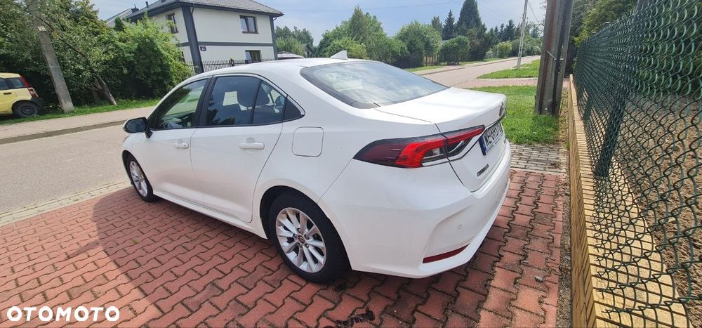 Toyota Corolla 1.8 Hybrid Comfort - 4