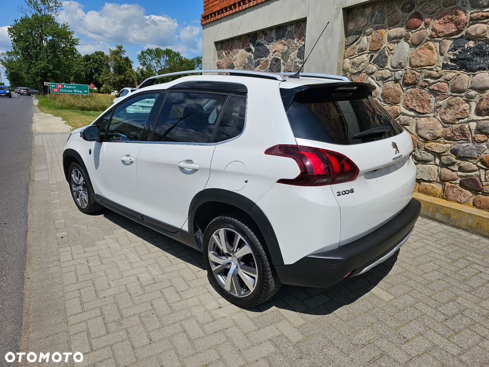 Peugeot 2008 PureTech 110 GPF Stop&Start EAT6 Signature - 3