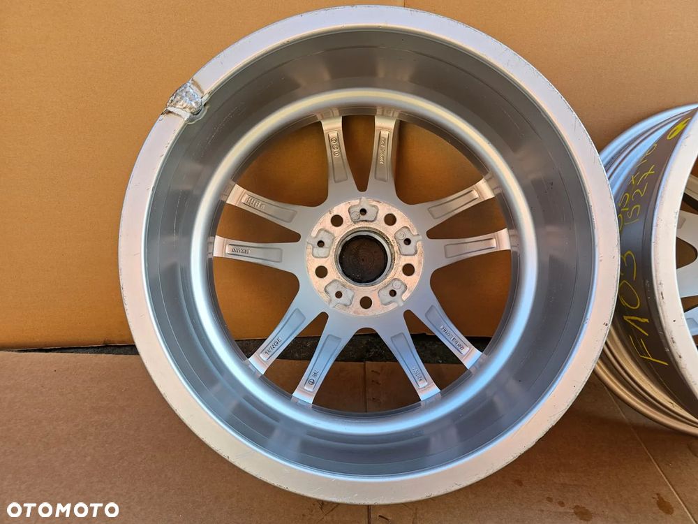 (F103) BMW OE M3 F80 M4 F82 F83 F30 F31 F32 M-Pakiet / 2284905 / 8,5Jx18 IS27 5x120 - 10