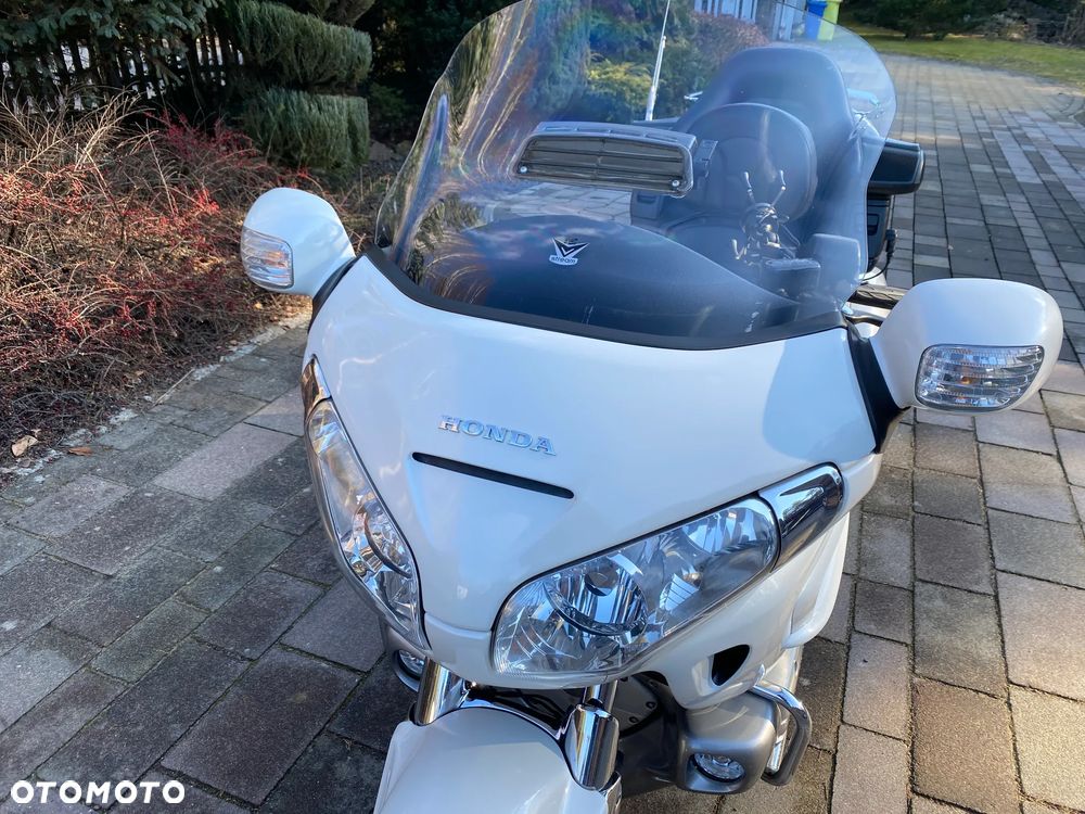 Honda GL - 8