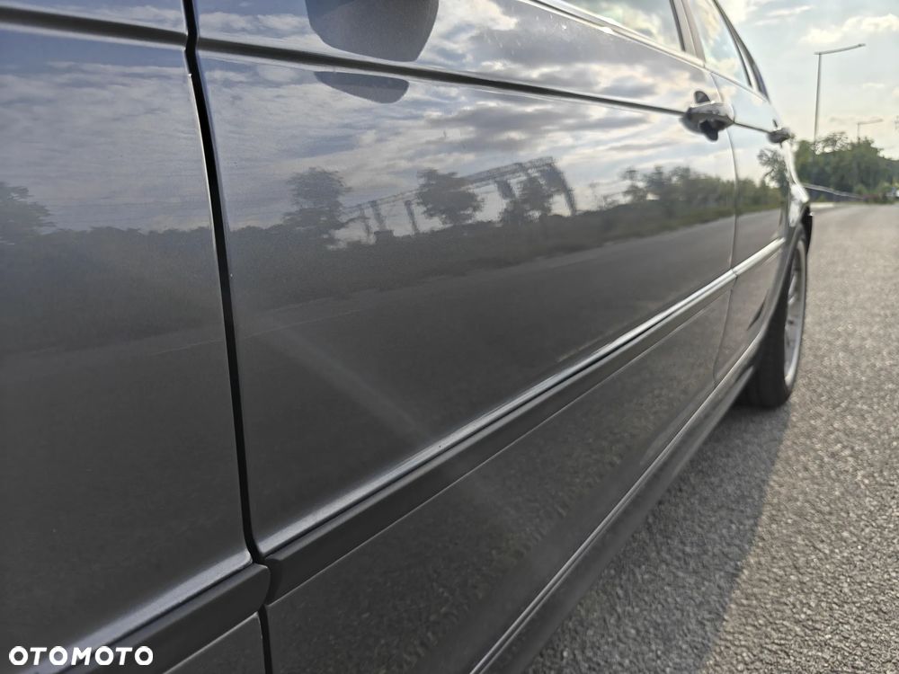 BMW Seria 3 325i - 21