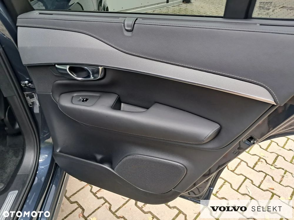 Volvo XC 90 - 18