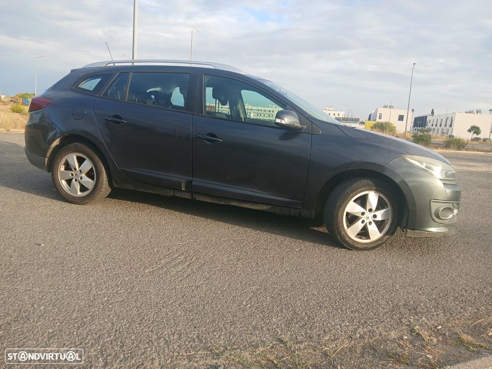 Renault Mégane Sport Tourer 1.5 dCi Dynamique S SS - 6