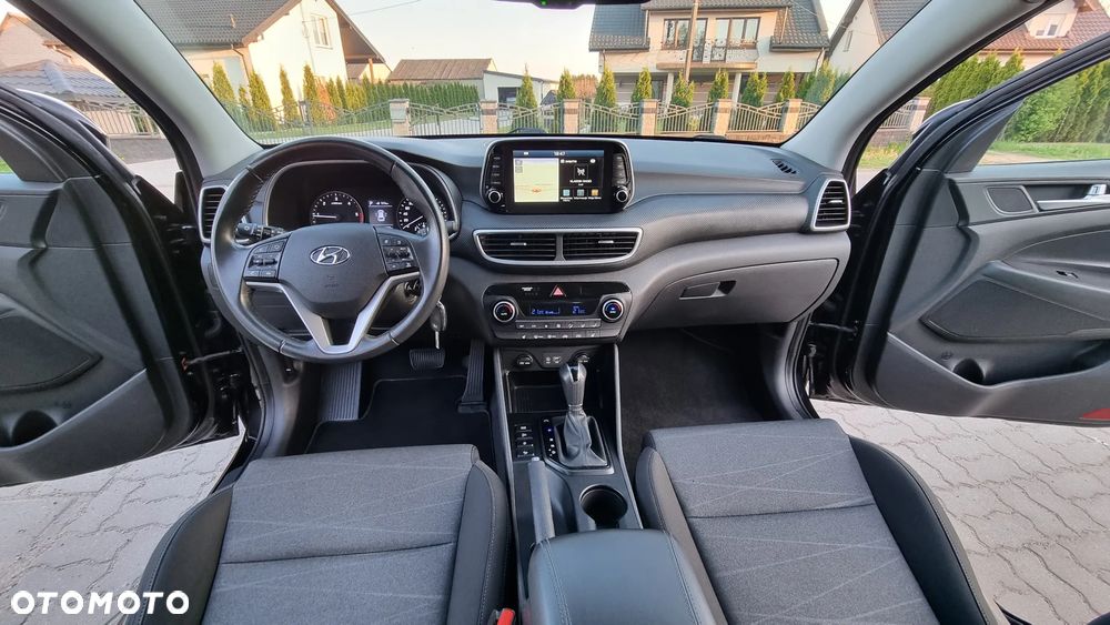 Hyundai Tucson blue 1.6 CRDi 2WD DCT Premium - 32