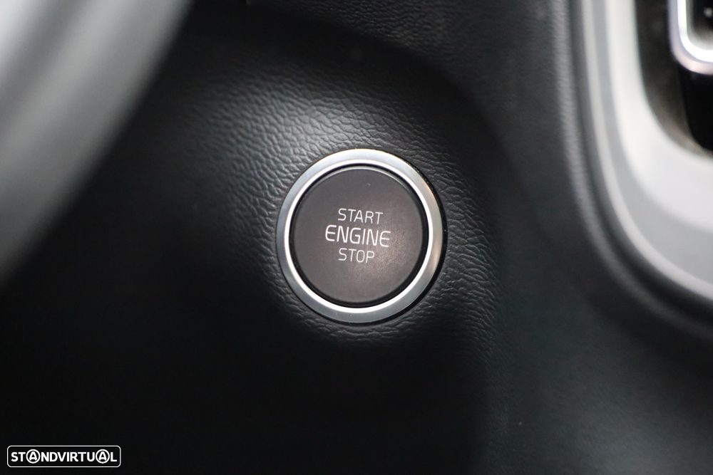 Volvo XC 40 1.5 T4 PHEV Essential - 19