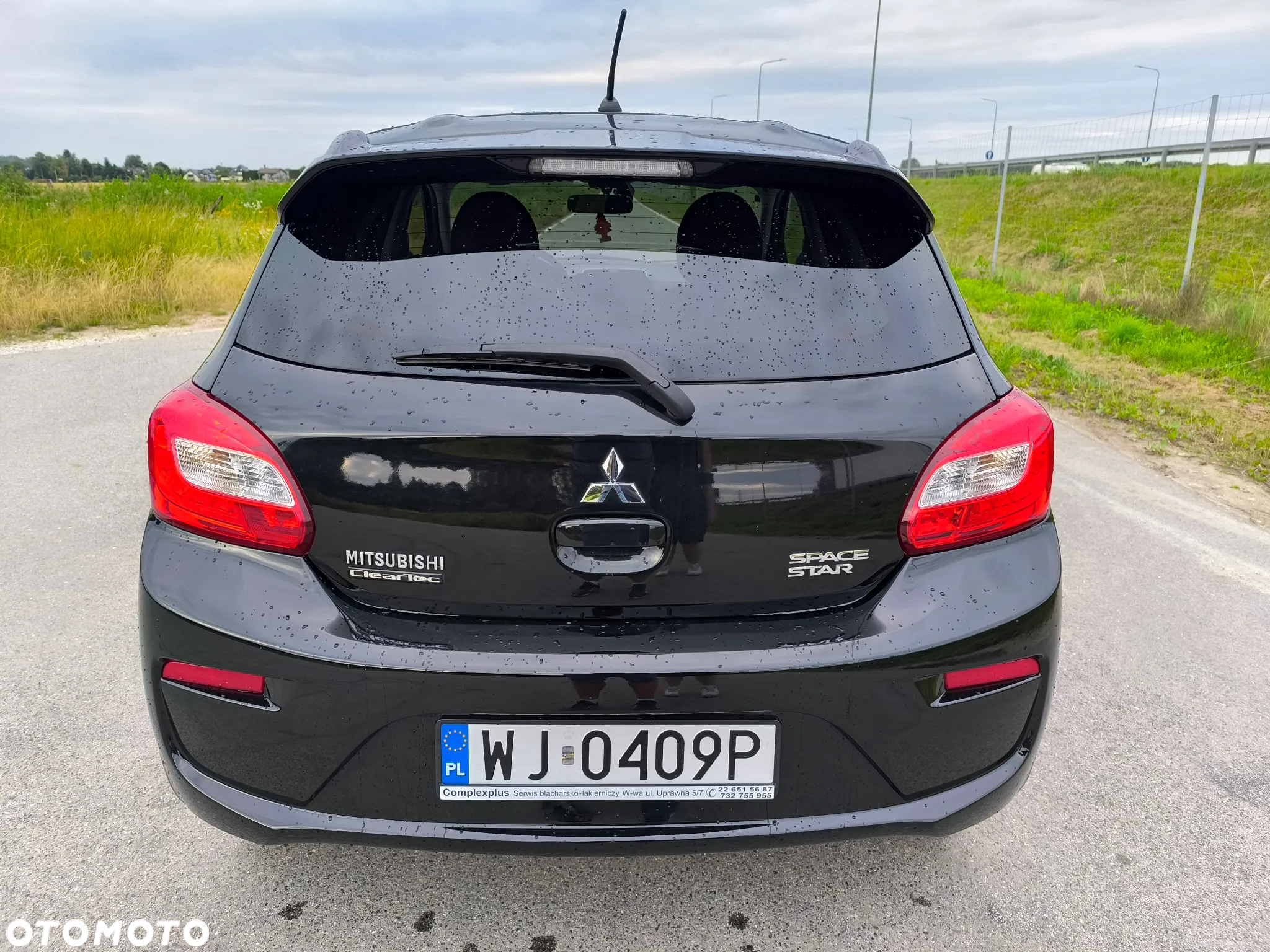 Mitsubishi Space Star 1.2 AS&G Invite - 5
